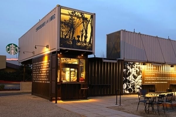 Thiết kế container cafe với tone đen 